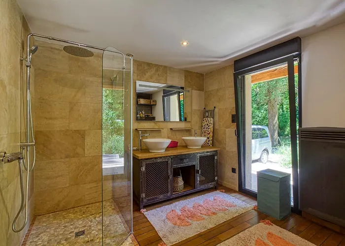 Au Fil De L'eau Dom wakacyjny Pradines (Lot)