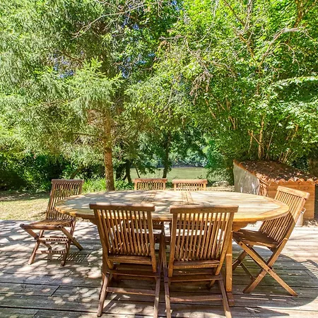 Casa de Férias Au Fil De L'eau Pradines (Lot)